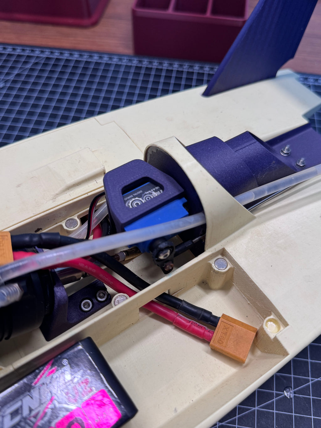 HP18 - 1/18 Scale - Unlimited Hydroplane